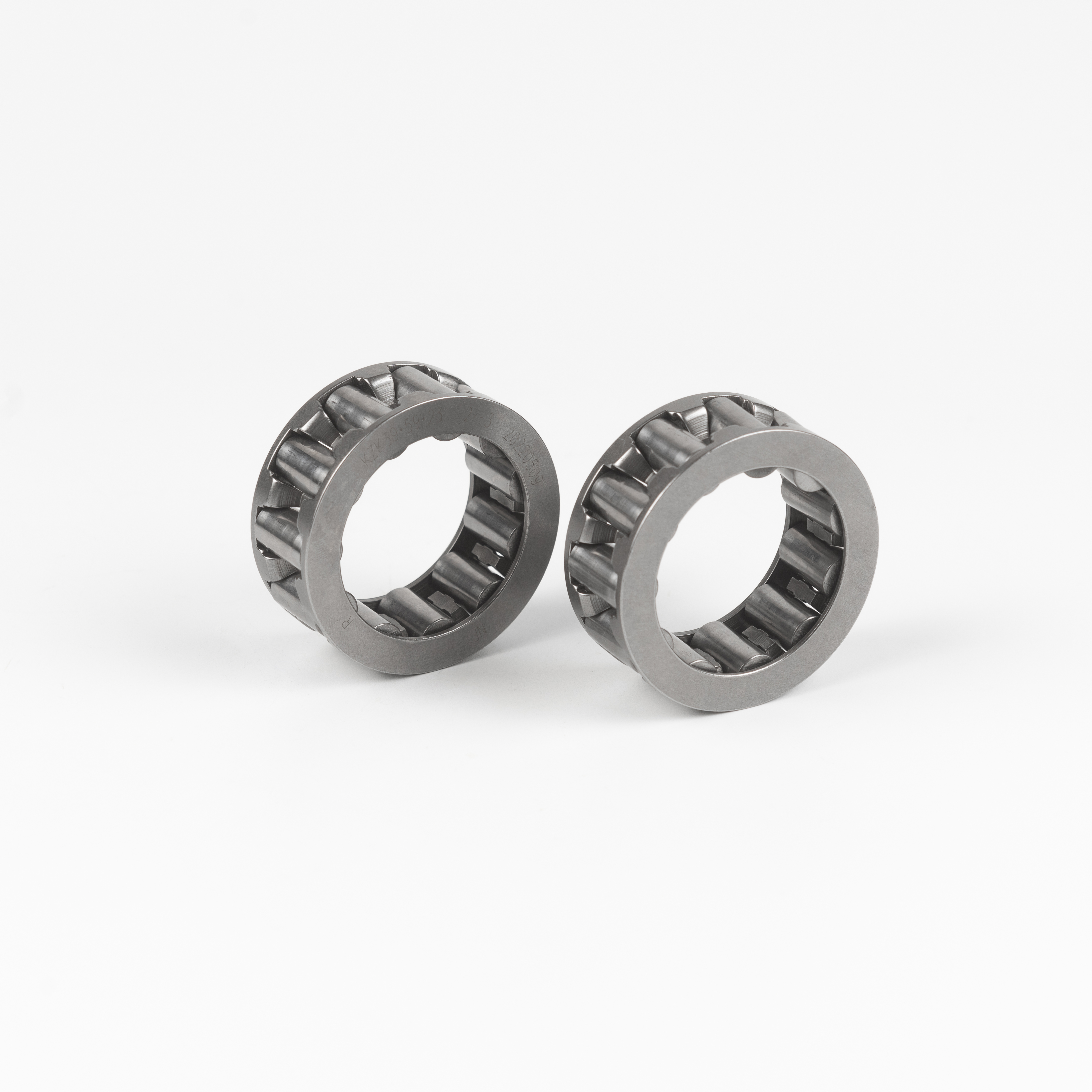 向心滚针和保持架组件轴承